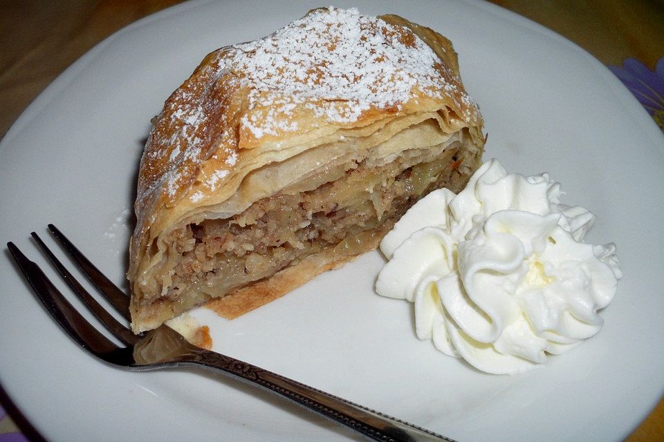 Einfacher Apfelstrudel Einfacher Apfelstrudel