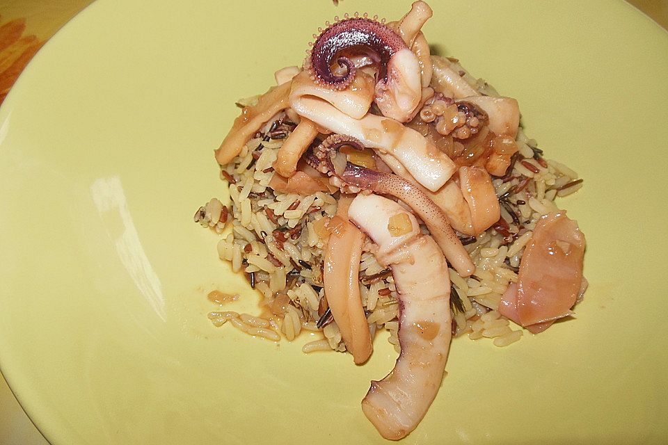 Gebratener Tintenfisch mit Sojasauce