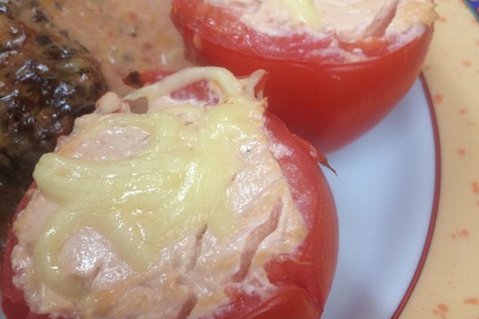 Gefüllte Tomaten mit Frischkäse