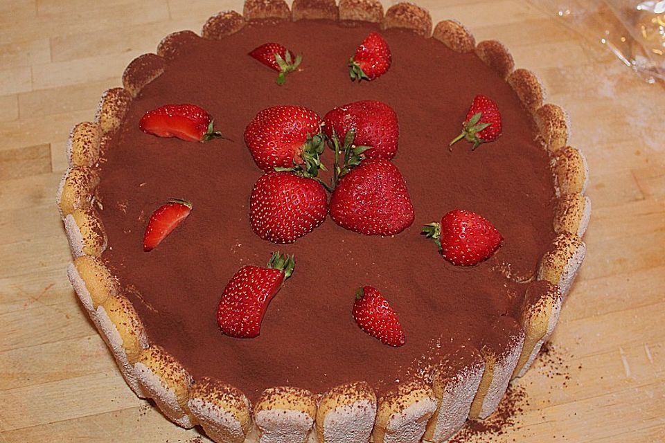 Erdbeer - Tiramisu - Torte