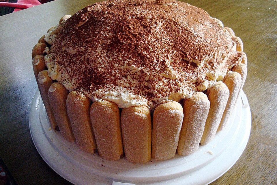 Erdbeer - Tiramisu - Torte