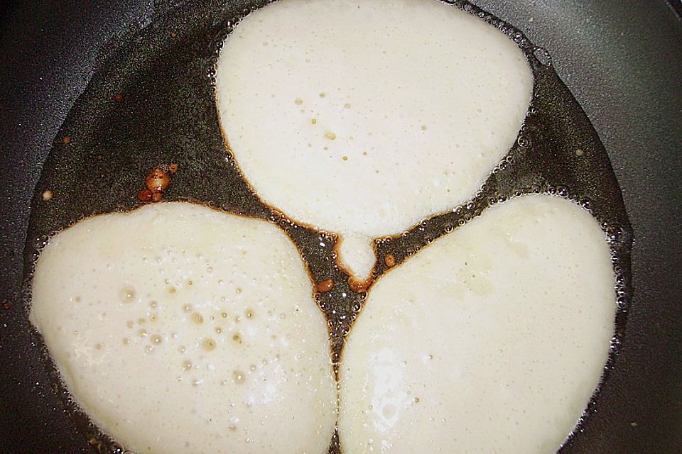 Mehlpfannkuchen Mehlpfannkuchen