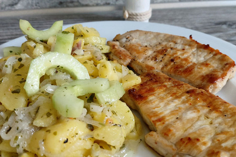 Nickys bayerischer Kartoffelsalat mit Gurke