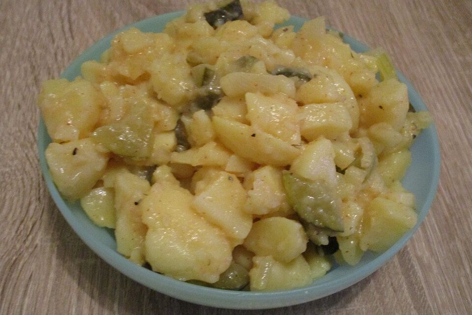 Nickys bayerischer Kartoffelsalat mit Gurke