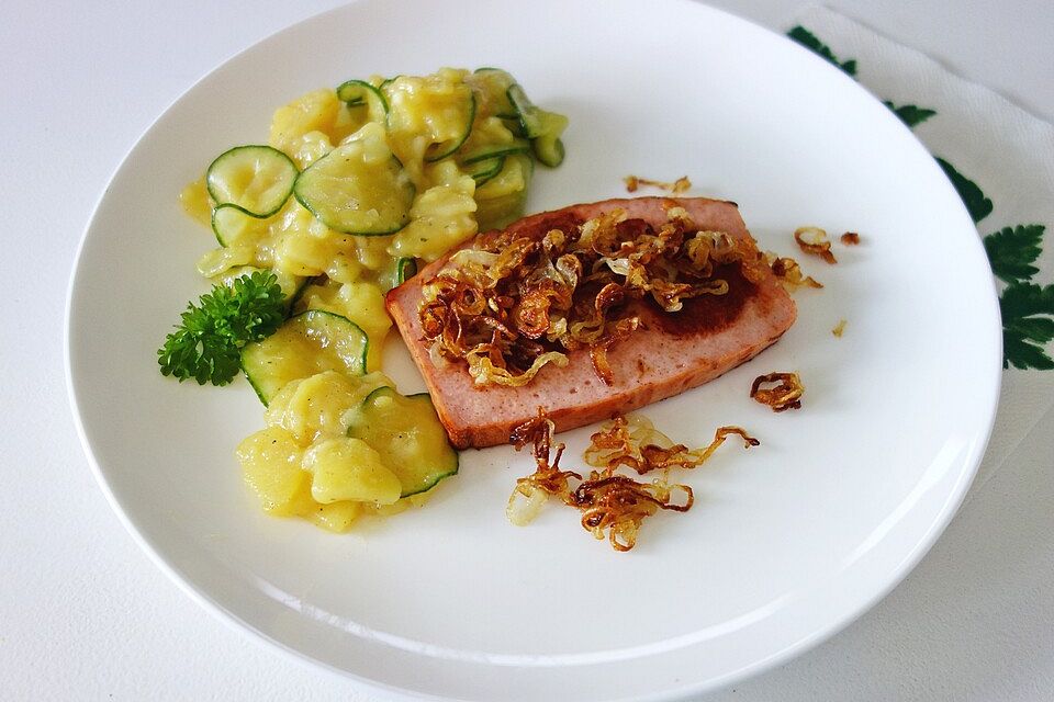 Nickys bayerischer Kartoffelsalat mit Gurke