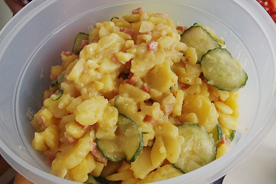 Nickys bayerischer Kartoffelsalat mit Gurke