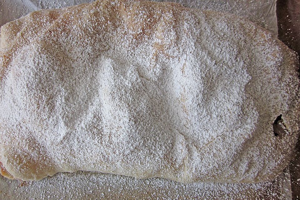 Schneller Rhabarberstrudel