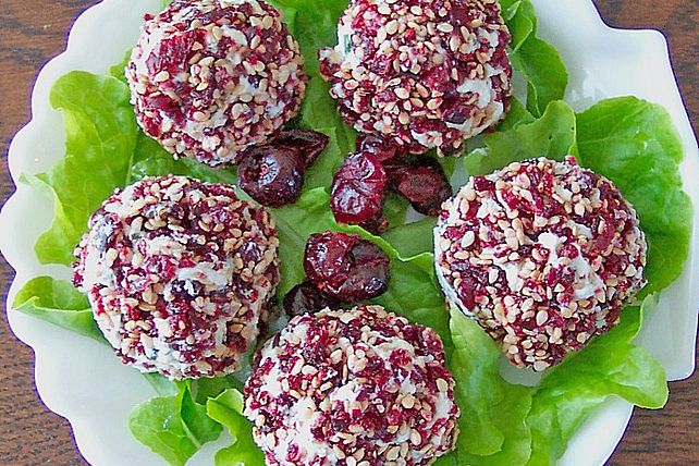 Frischkäsekugeln mit getrockneten Cranberries von rabastel| Chefkoch
