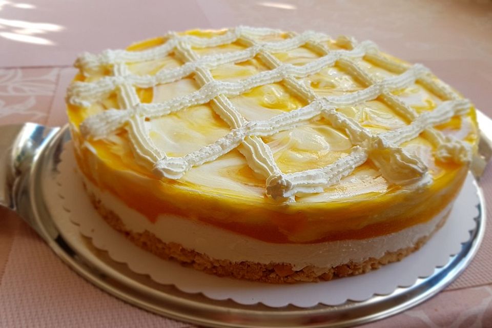 Marmorierte Mango - Joghurt - Torte