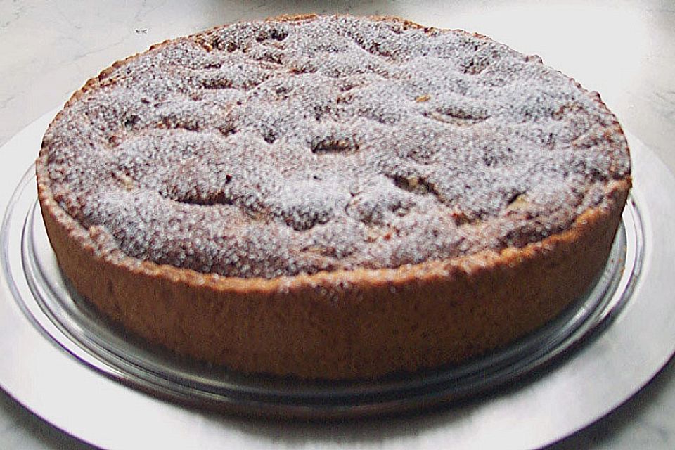 Rhabarber - Nuss - Sahne - Kuchen mit Mürbteigboden