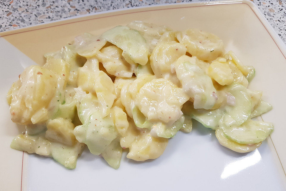 Kartoffel - Gurken - Salat