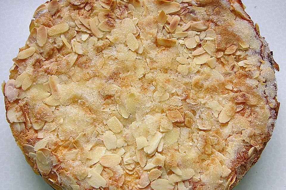 Apfel - Rahmkuchen mit Mandelkuste