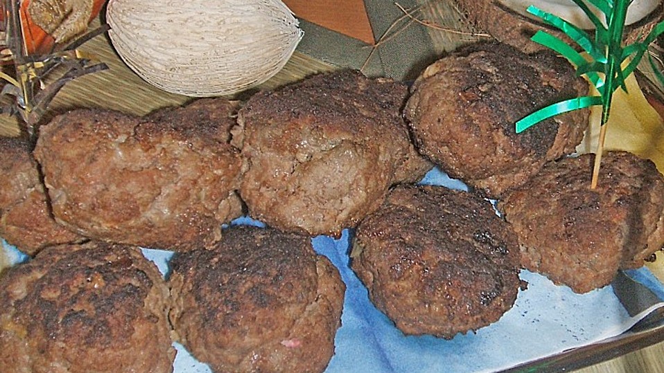 Scharfe Bananen - Fleischbällchen mit süß - saurer Sauce von Aurora