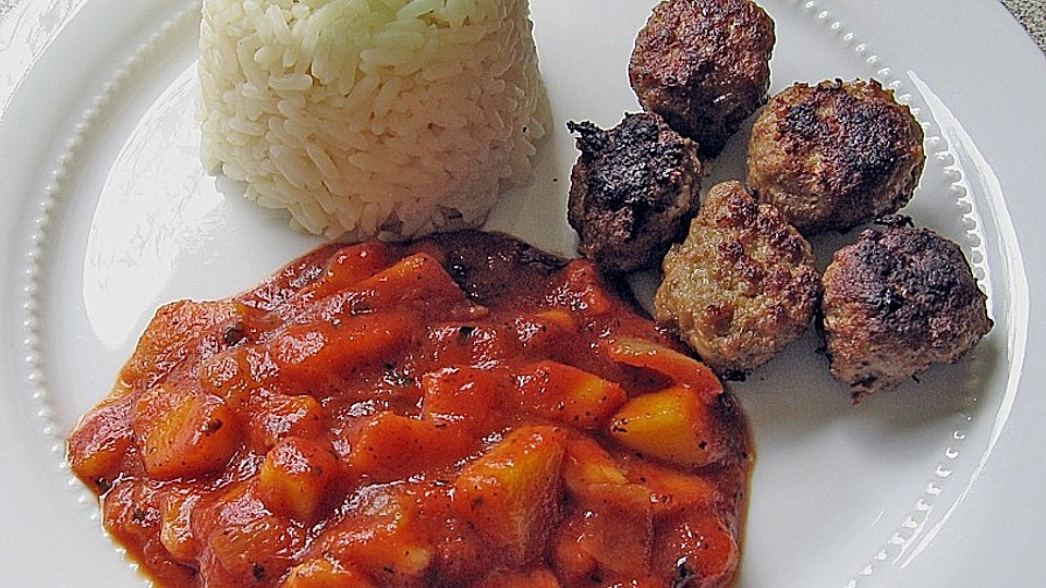 Scharfe Bananen - Fleischbällchen mit süß - saurer Sauce von Aurora ...