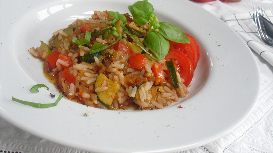 Reistopf mit Tomaten, Zucchini und Zwiebeln von fransi Reistopf mit Tomaten, Zucchini und Zwiebeln von fransi