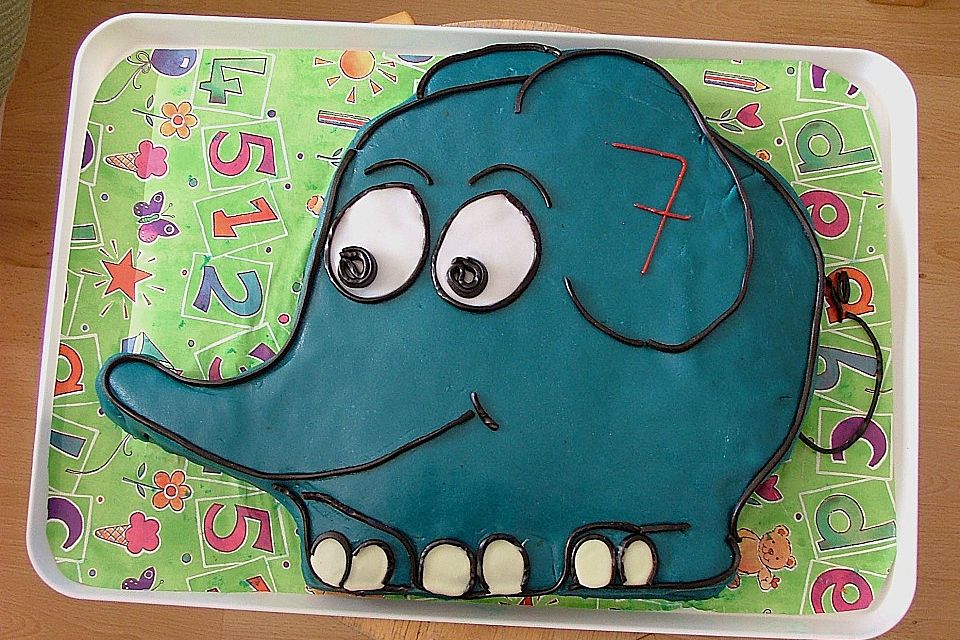 Lettas kleine blaue Elefant  - Motivtorte