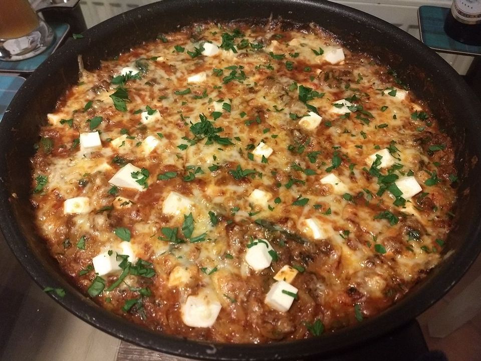Kritharaki - Nudelpfanne mit Hackfleisch und Schafskäse von Barbara111 ...