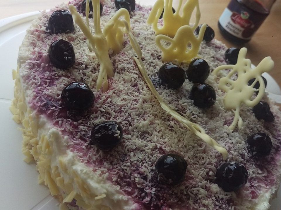 Marmorierte Kirsch - Joghurt - Torte von Maira| Chefkoch