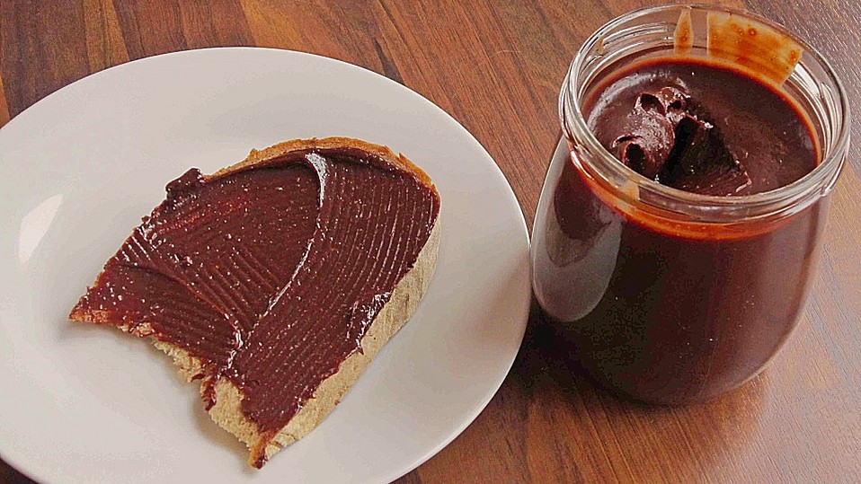 Nuss - Schokoladen - Aufstrich aus dem Thermomix von schnuggele Nuss - Schokoladen - Aufstrich aus dem Thermomix von schnuggele