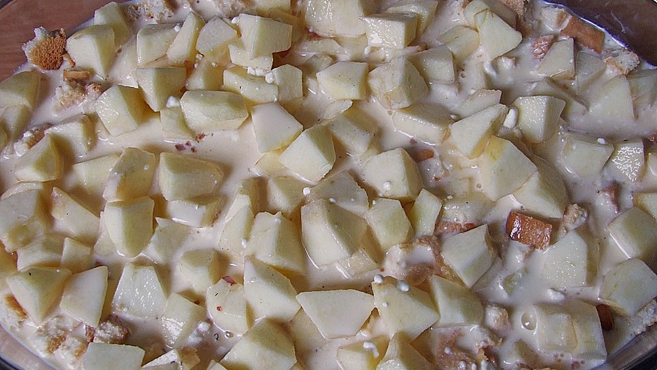 Apfel - Vanille - Auflauf mit Zwieback von cremehase