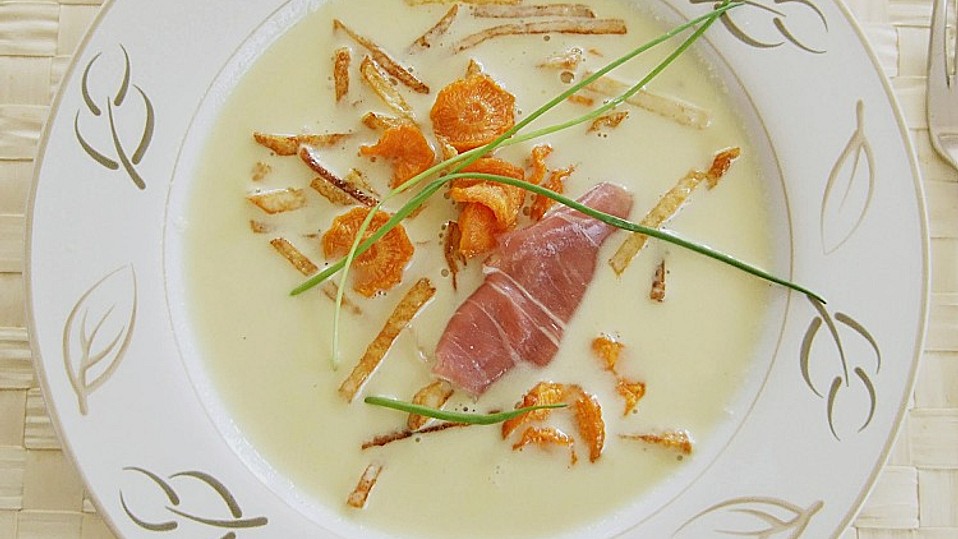 Apfel - Curry - Süppchen von rolisenate