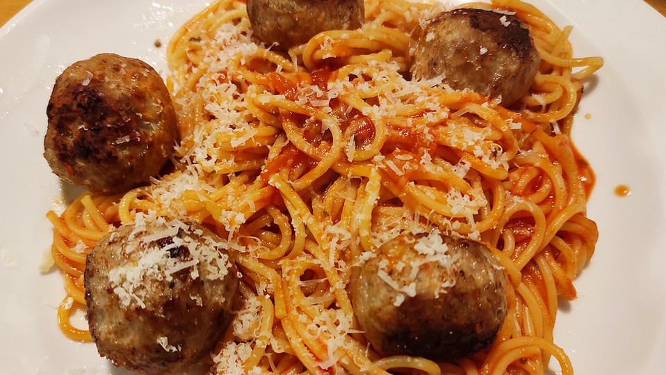 Italienische Fleischklößchen in Tomatensoße von BattyBates