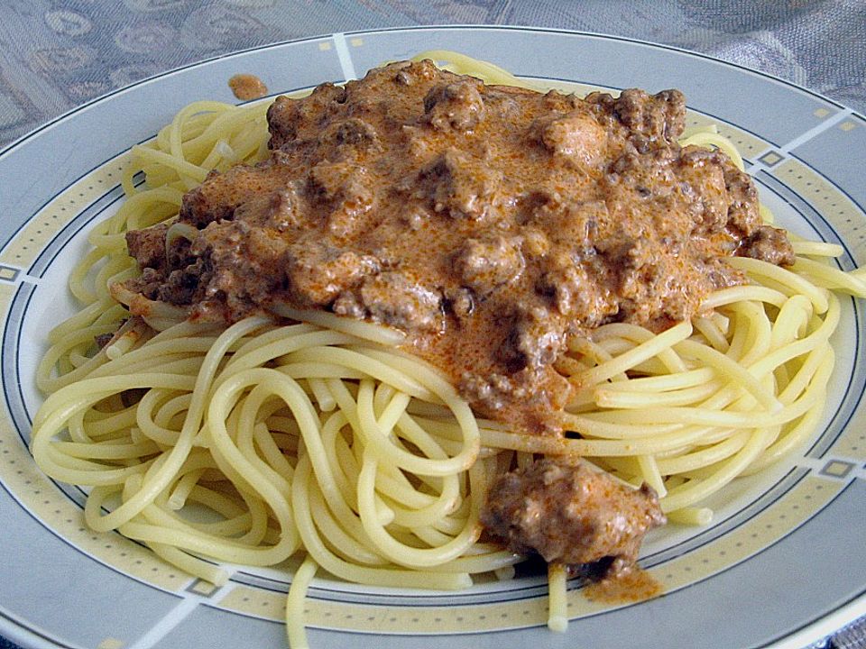 Bolognese Sauce - mal anders - mit Spaghetti von Germaine| Chefkoch