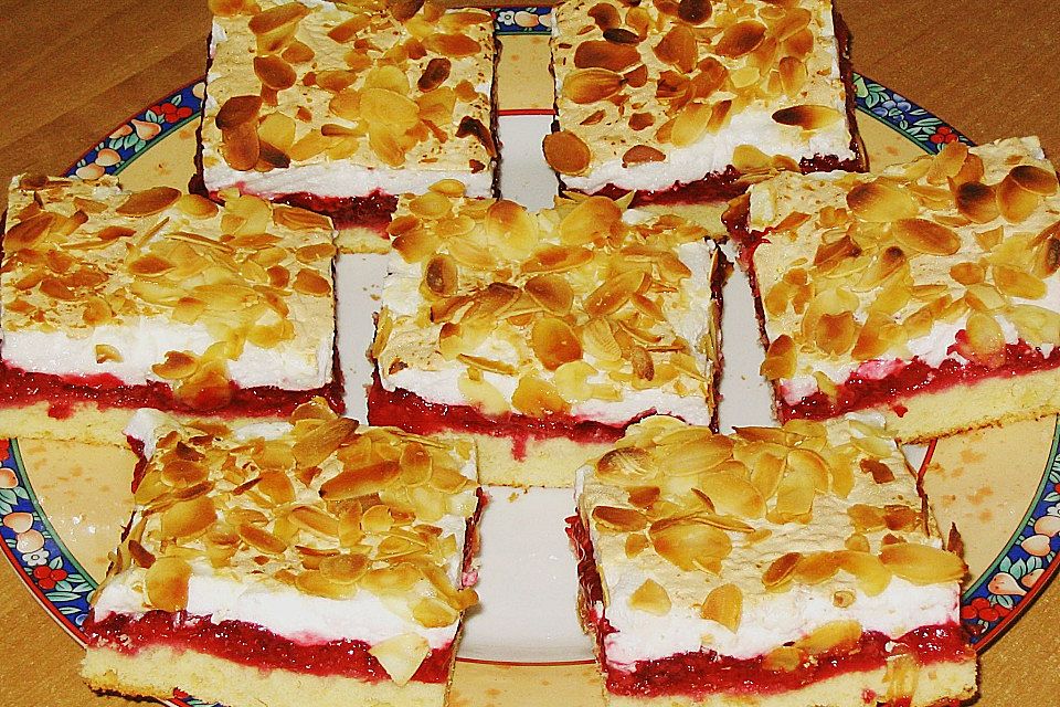 Beeren - Blechkuchen mit Baiser