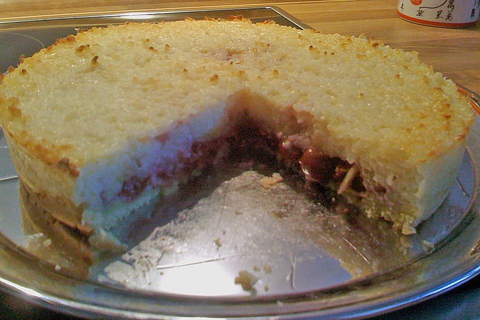 Milchreiskuchen mit Sauerkirschen