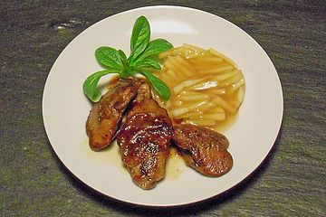 Apfelsalat mit Geflügelleber in Sauternes