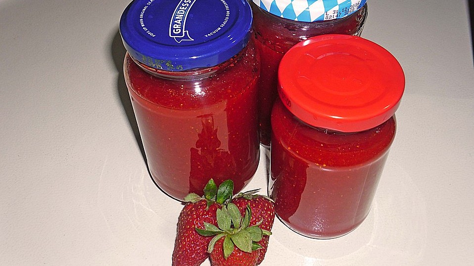 Erdbeermarmelade - roh gerührt von rkangaroo Erdbeermarmelade - roh gerührt von rkangaroo