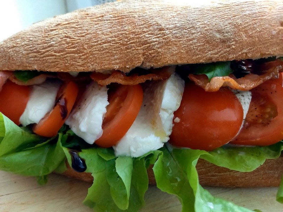 Parma - Tomaten - Mozzarella - Baguette von misshobbit| Chefkoch Parma - Tomaten - Mozzarella - Baguette von misshobbit| Chefkoch
