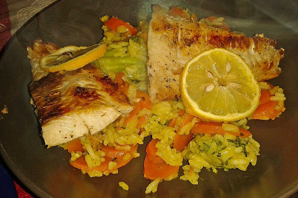 Bunte Reis-Lachs-Pfanne