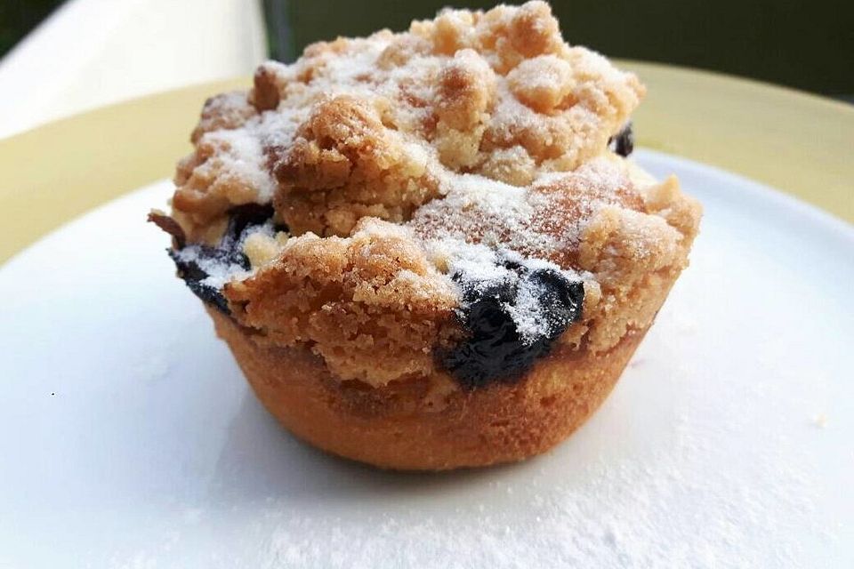 Blaubeermuffins mit Streuseln