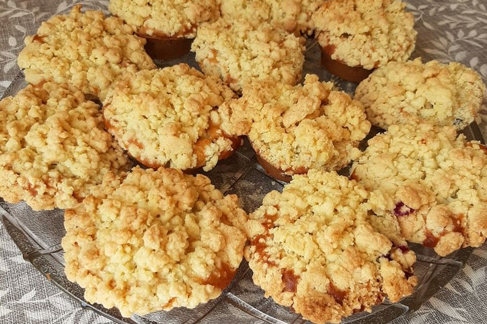 Blaubeermuffins mit Streuseln