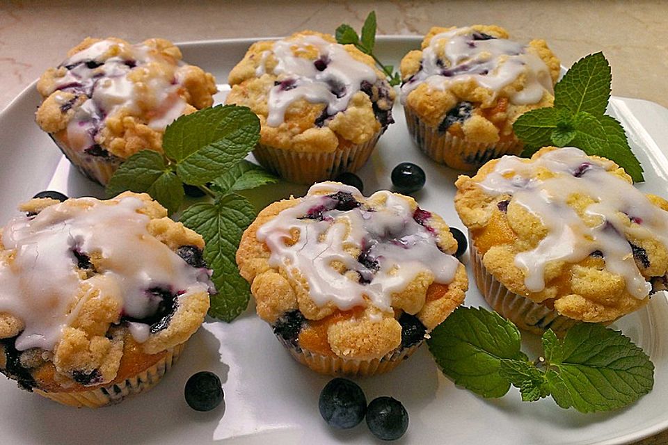 Blaubeermuffins mit Streuseln