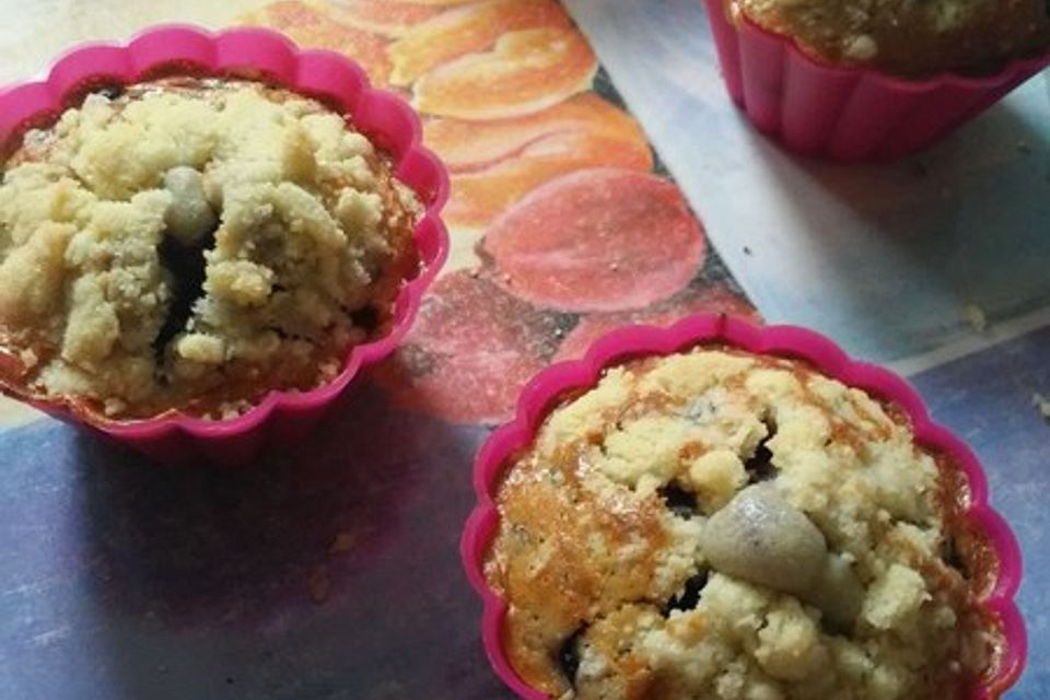 Blaubeermuffins mit Streuseln