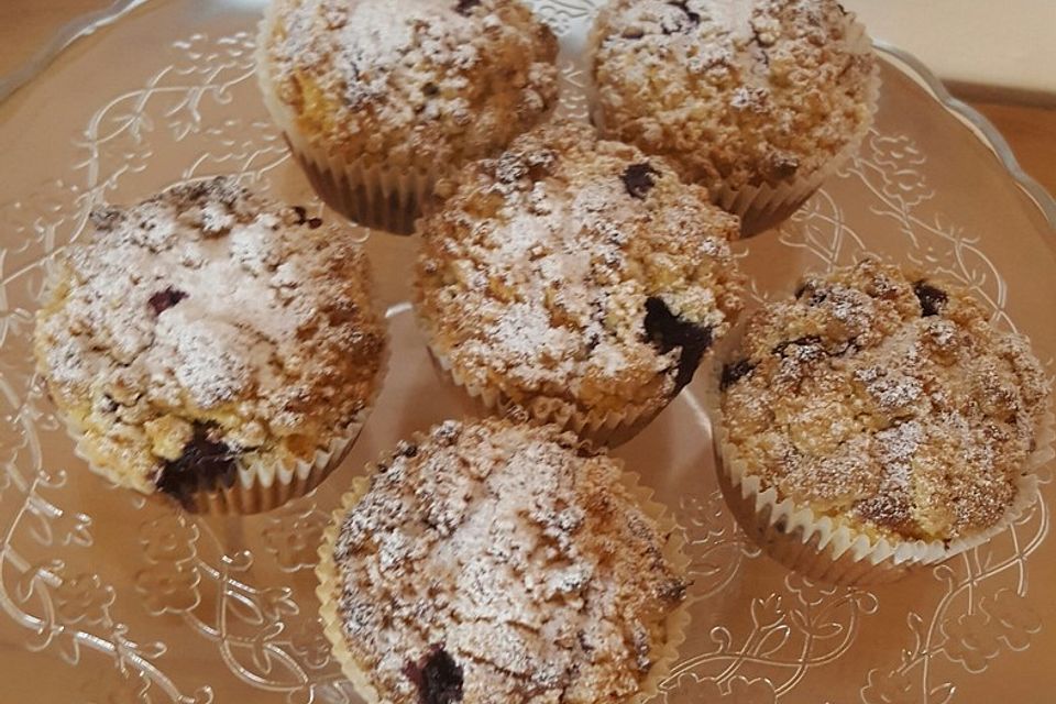 Blaubeermuffins mit Streuseln