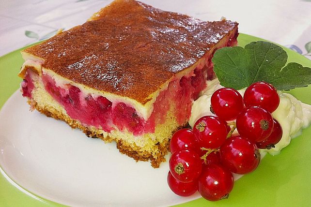 Johannisbeerkuchen mit Saure - Sahne - Guss vom Blech von cremehase ...