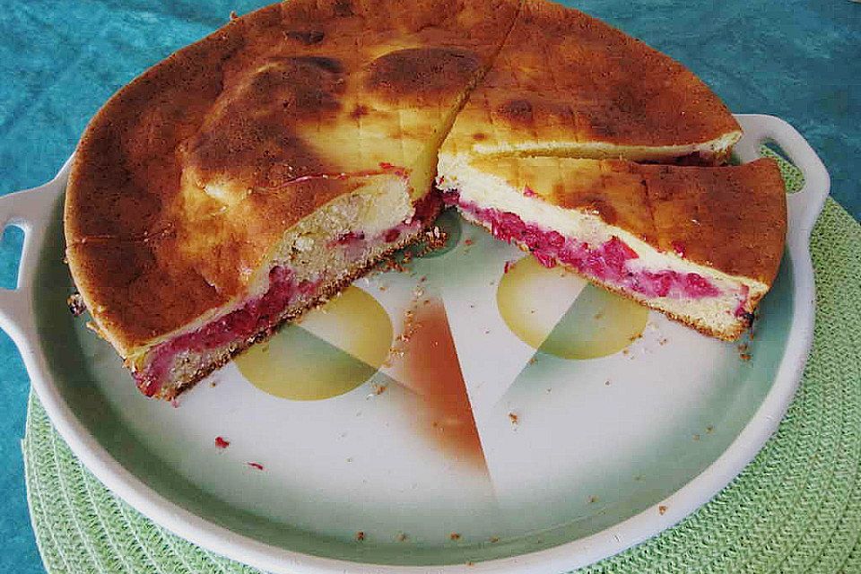 Johannisbeerkuchen mit Saure - Sahne - Guss vom Blech