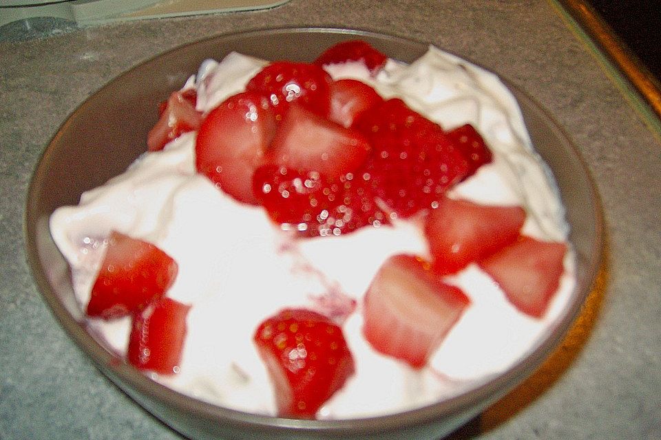 Erdbeer - Joghurette - Dessert Erdbeer - Joghurette - Dessert