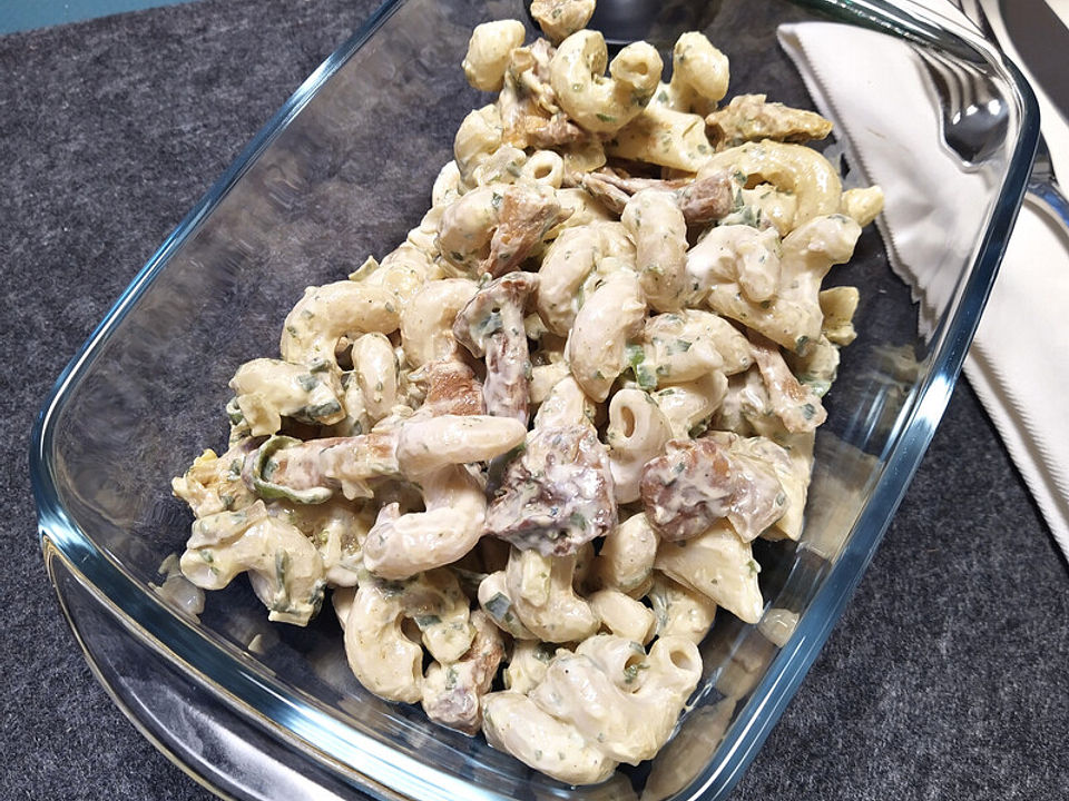 Nudelsalat mit Pfifferlingen| Chefkoch