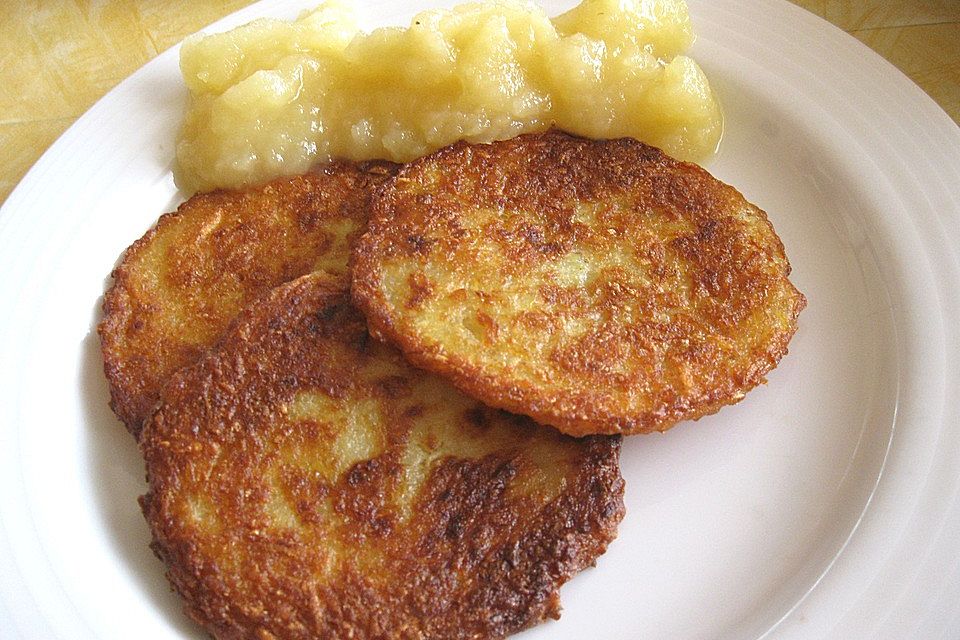 Hessische Reibekuchen mit Apfelmus