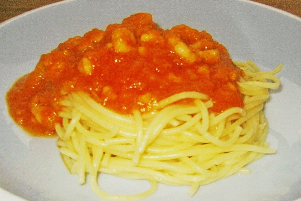 Spaghetti zu Tomaten - Mango - Sauce mit Garnelen