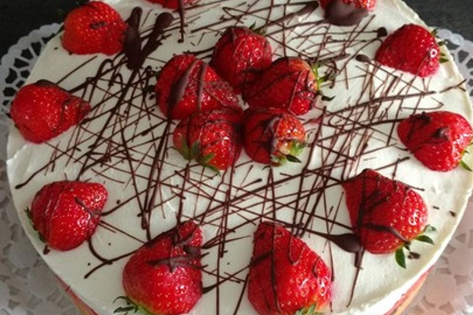 Erdbeer-Mascarpone-Torte