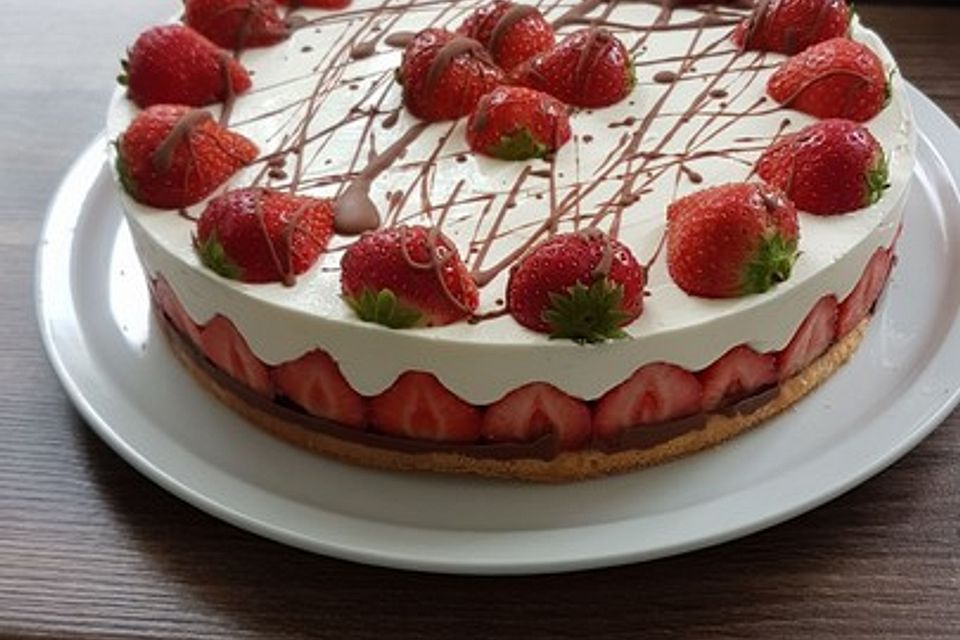 Erdbeer-Mascarpone-Torte