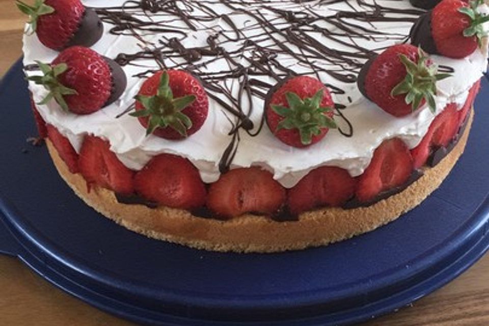 Erdbeer-Mascarpone-Torte