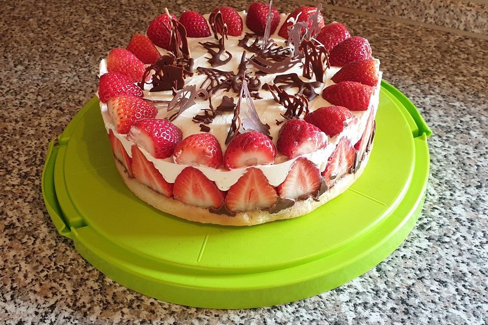 Erdbeer-Mascarpone-Torte