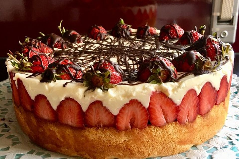 Erdbeer-Mascarpone-Torte