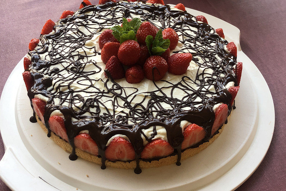 Erdbeer-Mascarpone-Torte